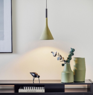 Foscarini Aplomb rippvalgusti interjööris 5