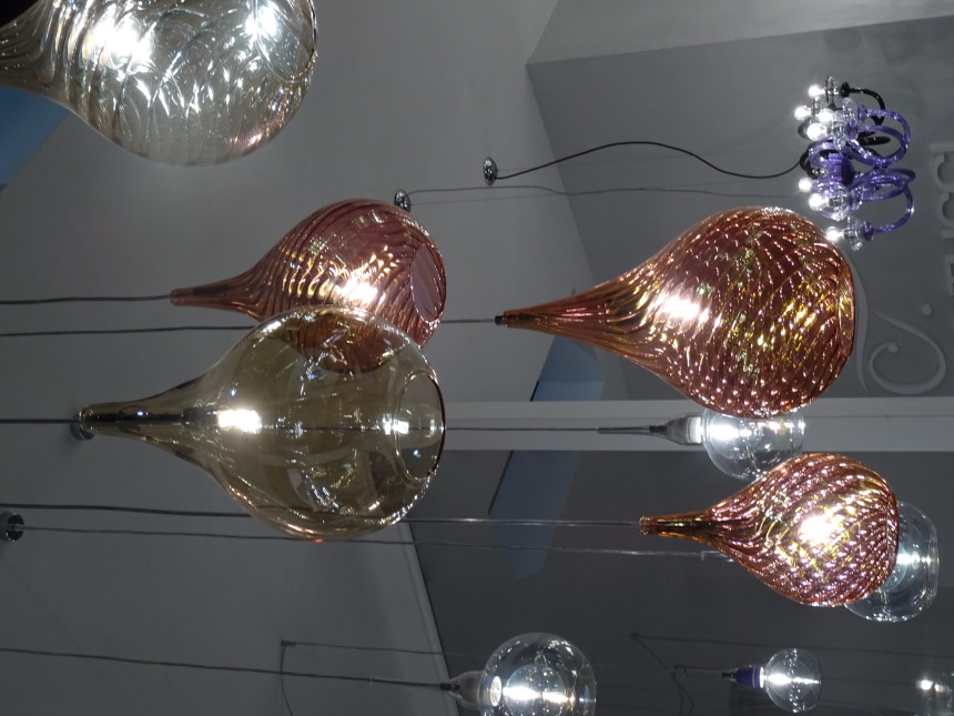 стеклянные светильники Gangini &Tucci в форме луковицы