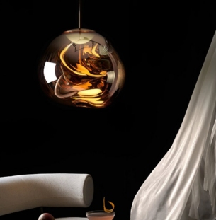Tom Dixon Melt rippvalgusti interjööris