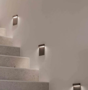 FLOS REAL MATTER süvisvalgusti interjööris 2