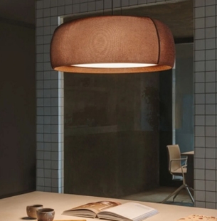 Leds c4 Gong rippvalgusti interjööris