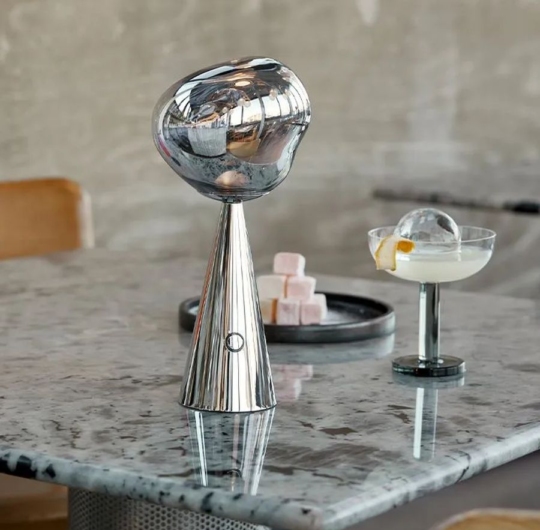 Tom Dixon MELT PORTABLE lauavalgusti silver interior 2