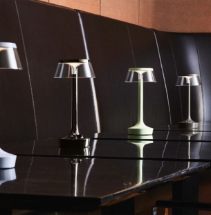 Flos Bon Jour Unplugged lauavalgusti interjööris