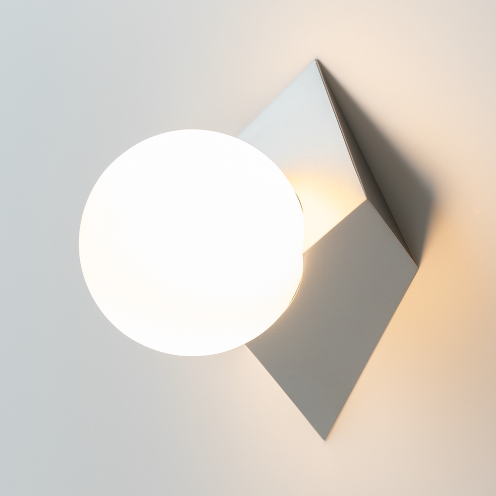 maytoni-seinavalgusti-cubeo