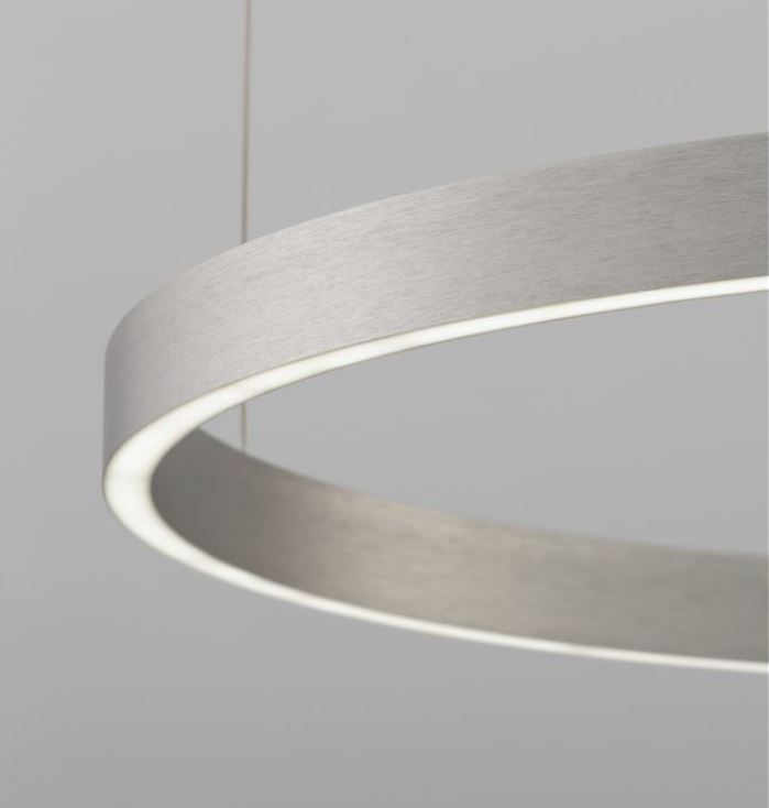 novaluce elowen rippvalgusti