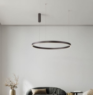 novaluce elowen rippvalgusti