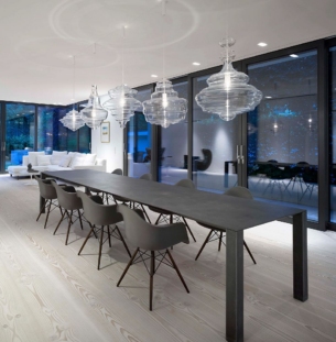 Lasvit Neverending Glory metropolitan opera rippvalgusti interjööris 2