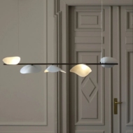 Nuura Florii 5 Linear rippvalgusti interjööris