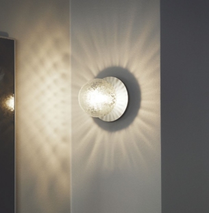 Nuura Liila 1 medium lae seinavalgusti interjööris