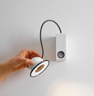 minibox stilnovo seinavalgusti