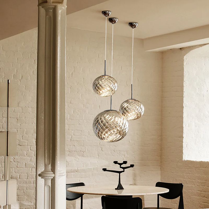 Tom Dixon Whirl rippvalgusti interjööris 1