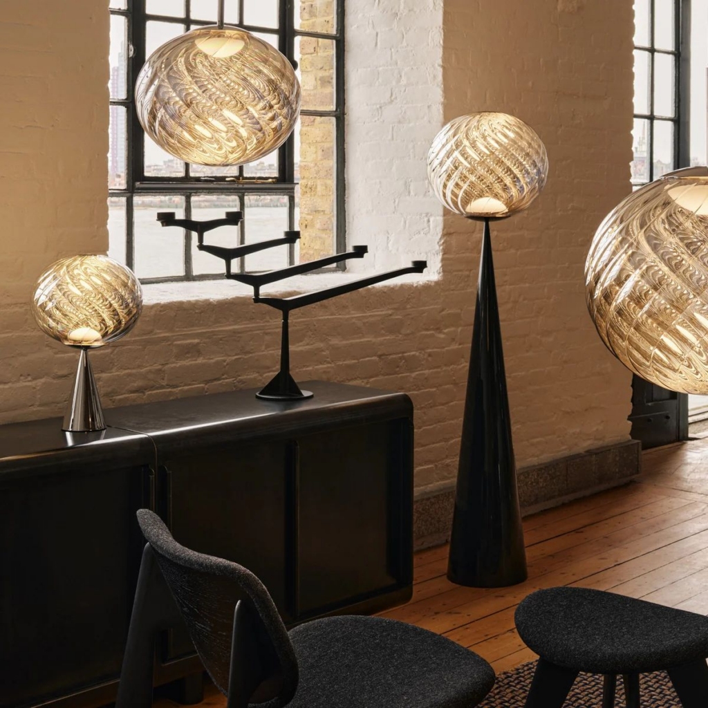 Tom Dixon Whirl rippvalgusti interjööris