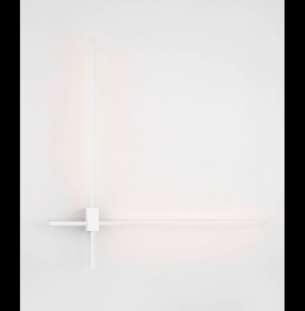 Novaluce Peak seinavalgusti valge interjööris 1