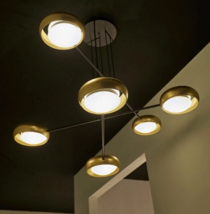 Blux Ring 6 rippvalgusti matt messing interjööris