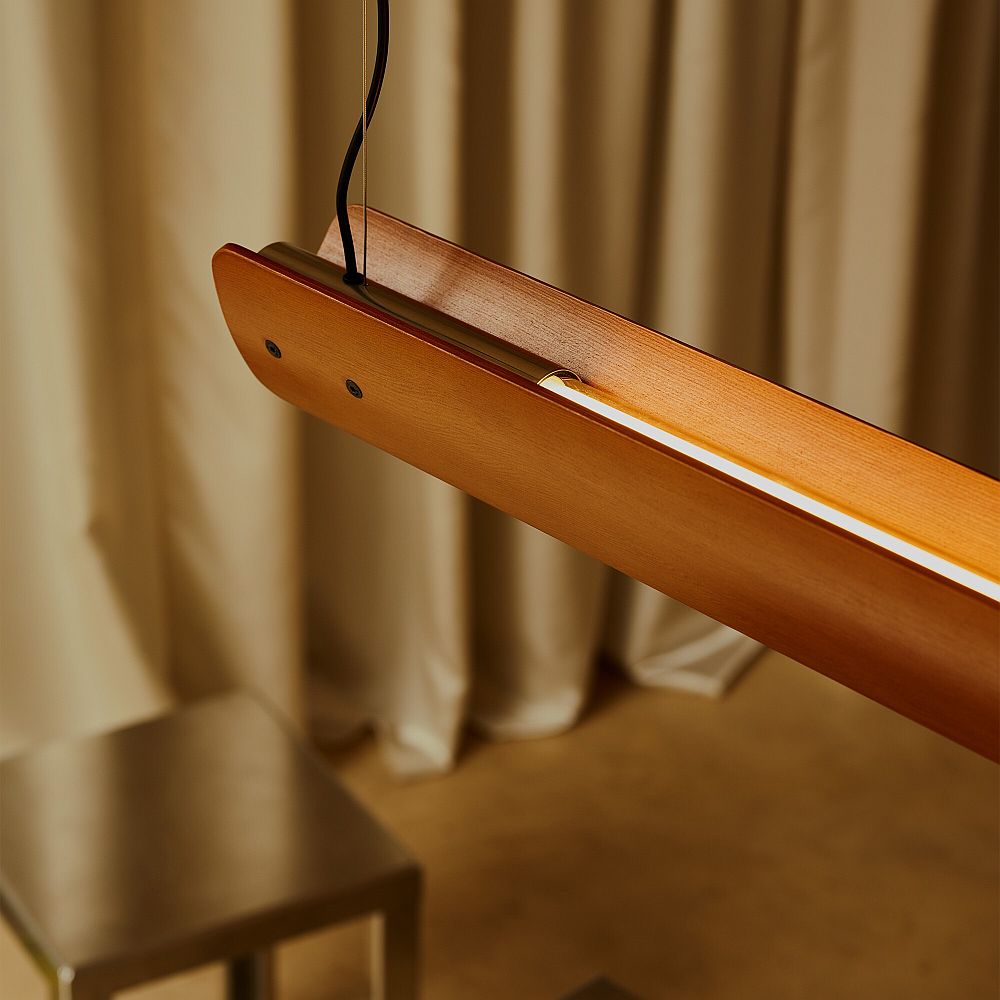 Flos Seki Han S rippvalgusti interjööris 1