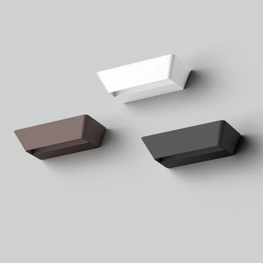 linealight Hype seinavalgusti interjööris 1