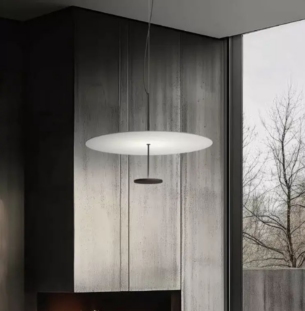 Linealight Stilo rippvalgusti interjööris