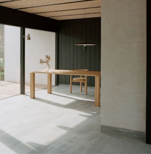 New Works Kantarell rippvalgusti interjööris 6