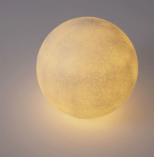 novaluce välisvalgusti moon