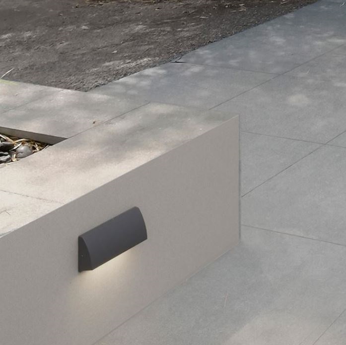 novaluce välisvalgusti liv