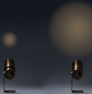 Unonovesette Vario 33 Zoom prožektor interjööris 1