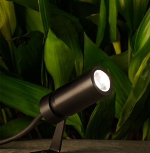 Unonovesette Vario 33 Zoom prožektor interjööris