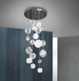 Vistosi Oto rippvalgusti interjööris