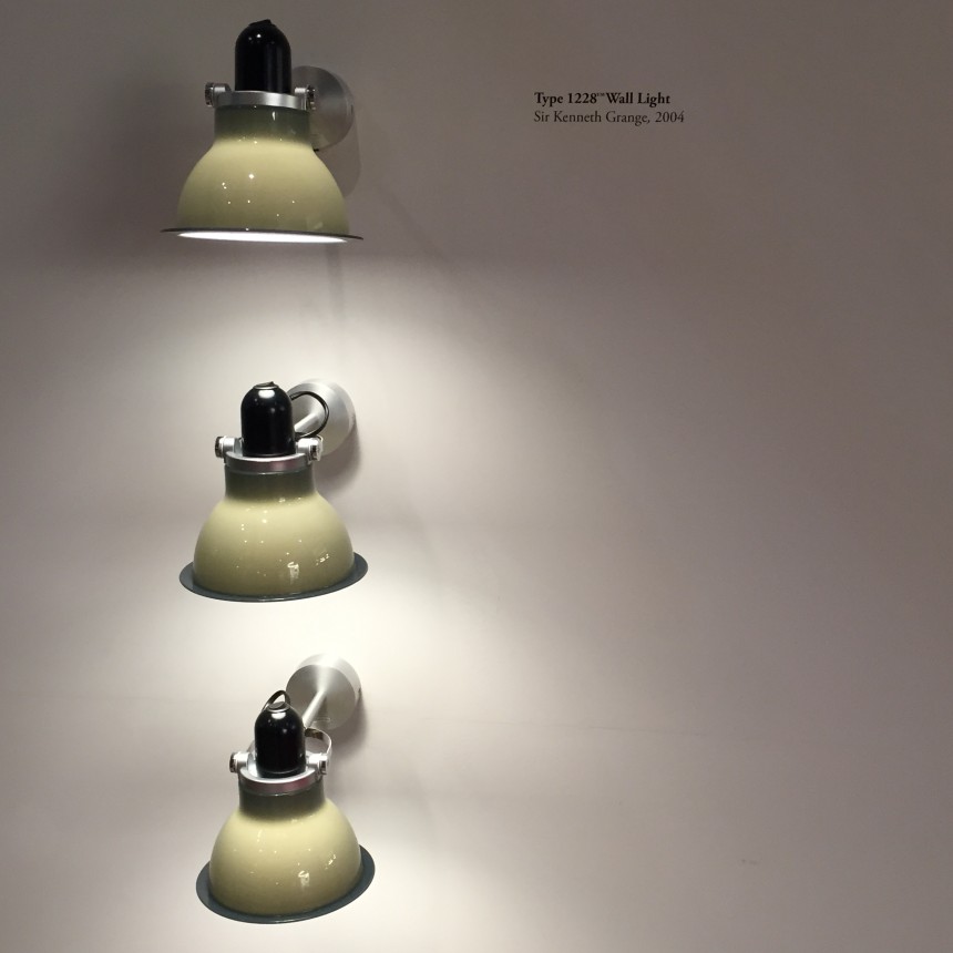 Настенный светильник 1228 Anglepoise на выставке Euroluce 2015 